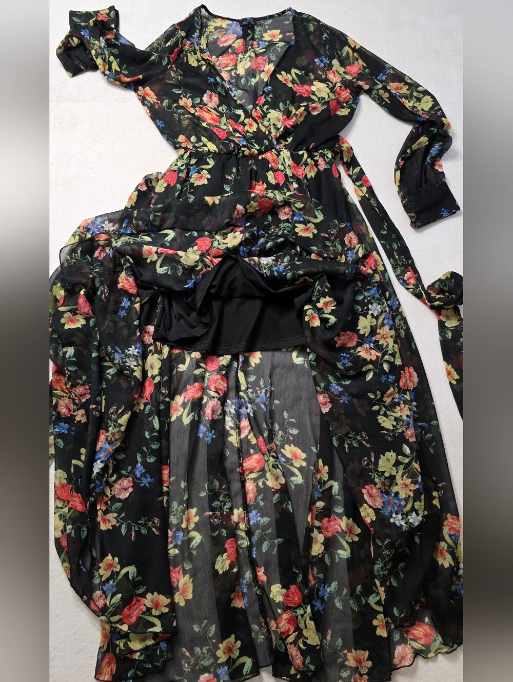 Floral Maxi Dress in Black - Picture 9 of 11